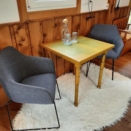 Pensjonat Living Legends - Tiny House Auf Den Wiesen Der Edermuehle 4*