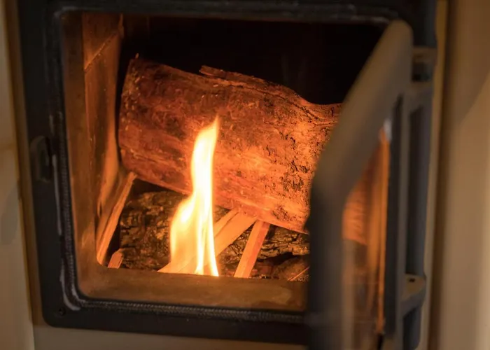 Living Legends - Tiny House Auf Den Wiesen Der Edermuehle בית הארחה